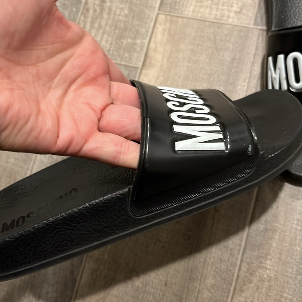 Moschino slides - Picture 3 of 5